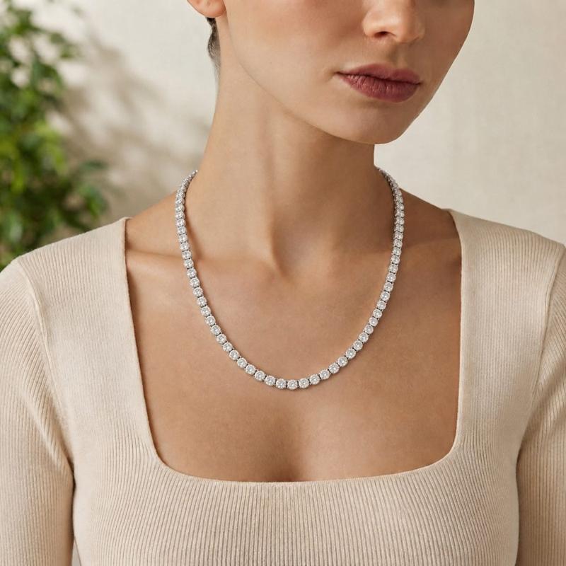 15 CTS Straight Line Tennis Necklace in White gold, view 4
